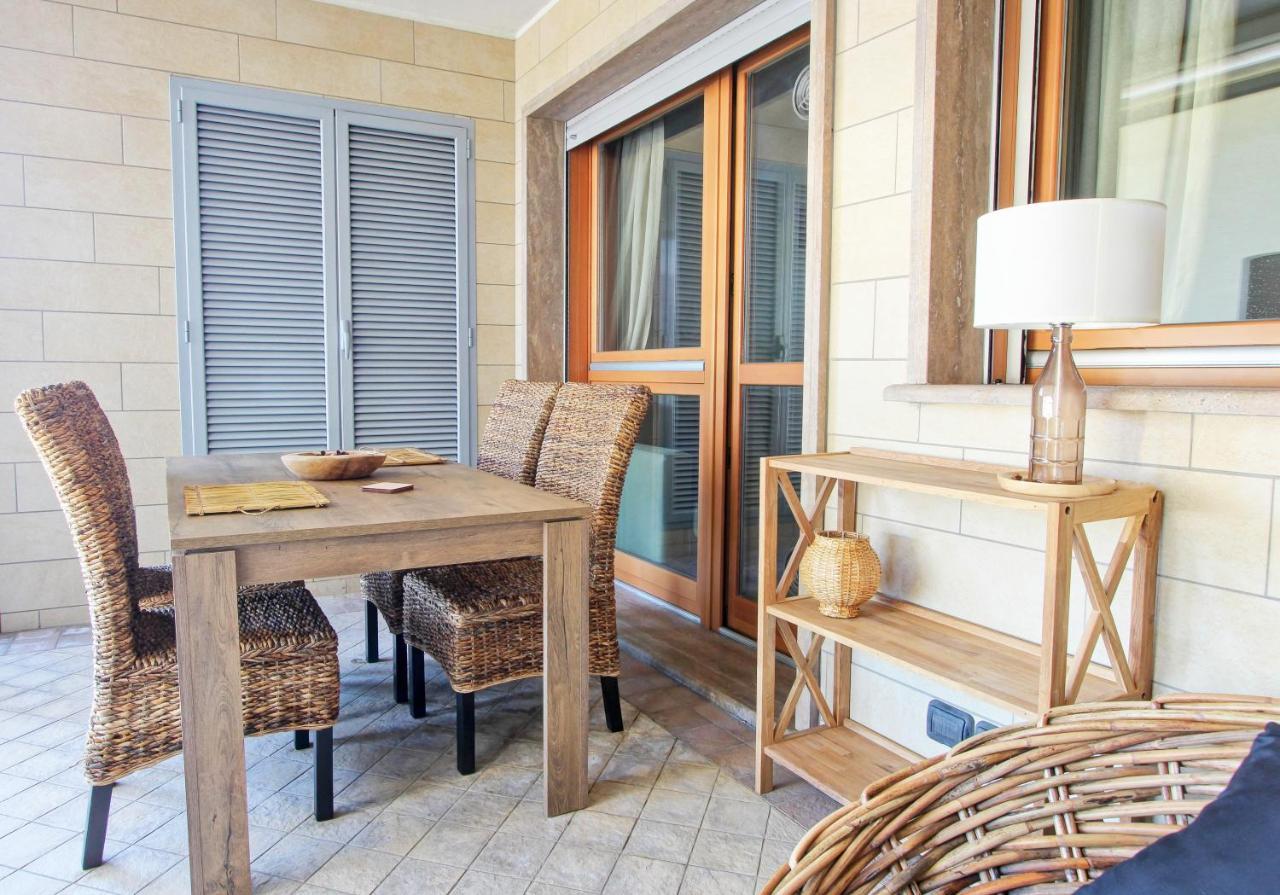 Cozy Terrace Apt Close To Eataly And Metro Piramide Rome Exterior photo